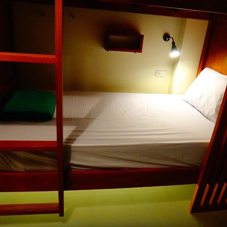 Phangan Pearl Hostel Haad Rin Exterior foto