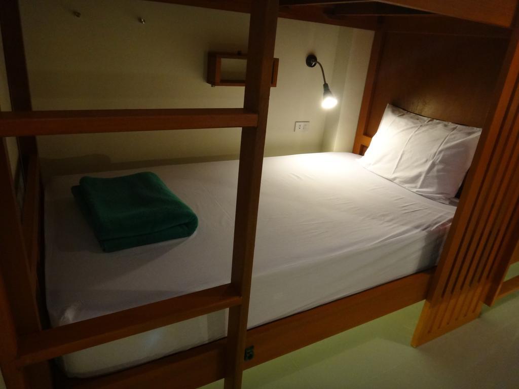 Phangan Pearl Hostel Haad Rin Zimmer foto